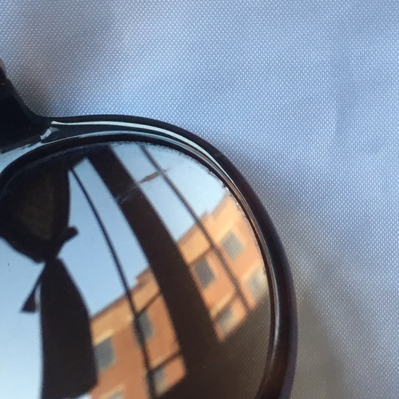 Auth Ferragamo Jackie O sunnies 😎 - Picture 7 of 8